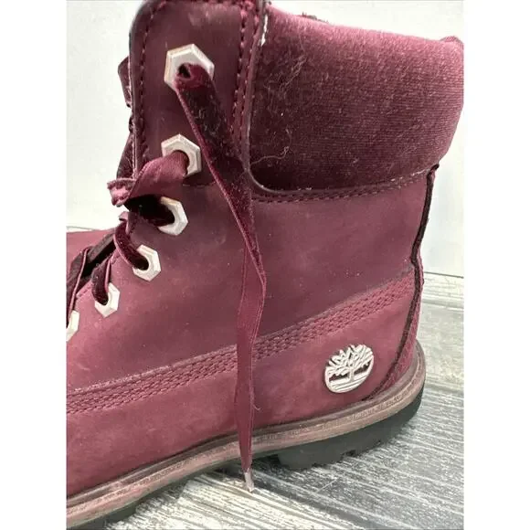 Timberland Women's Ankle Boots in Deep Red - Picture 11 of 16